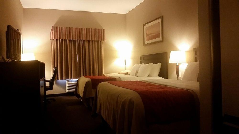 Comfort Inn & Suites Sylvan Lake Luaran gambar
