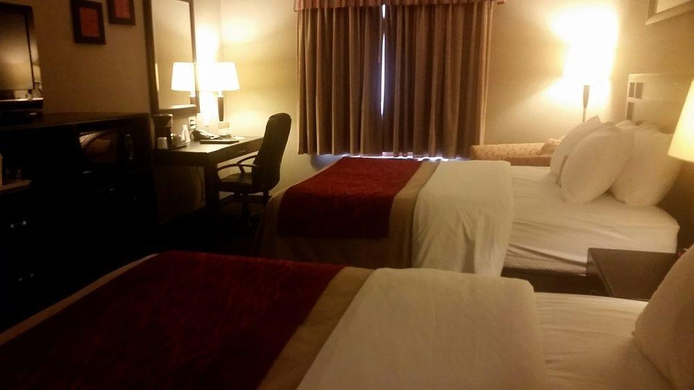 Comfort Inn & Suites Sylvan Lake Luaran gambar