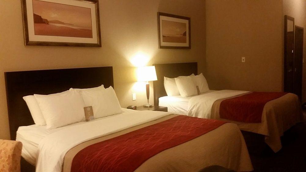 Comfort Inn & Suites Sylvan Lake Luaran gambar
